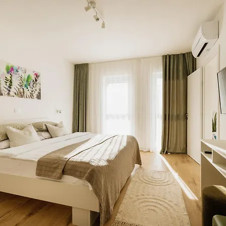 Amarea * Бртонигла